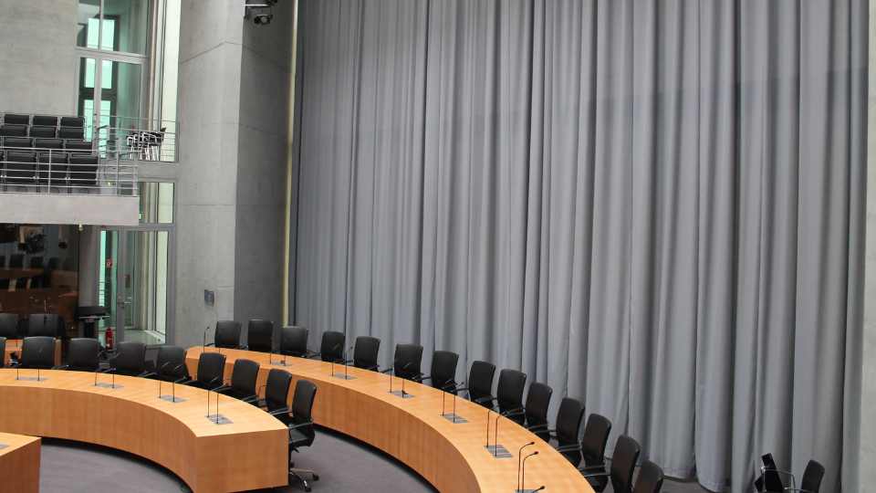 Bundestag Berlin 17 Meter Vorhänge und Vorhangsystem